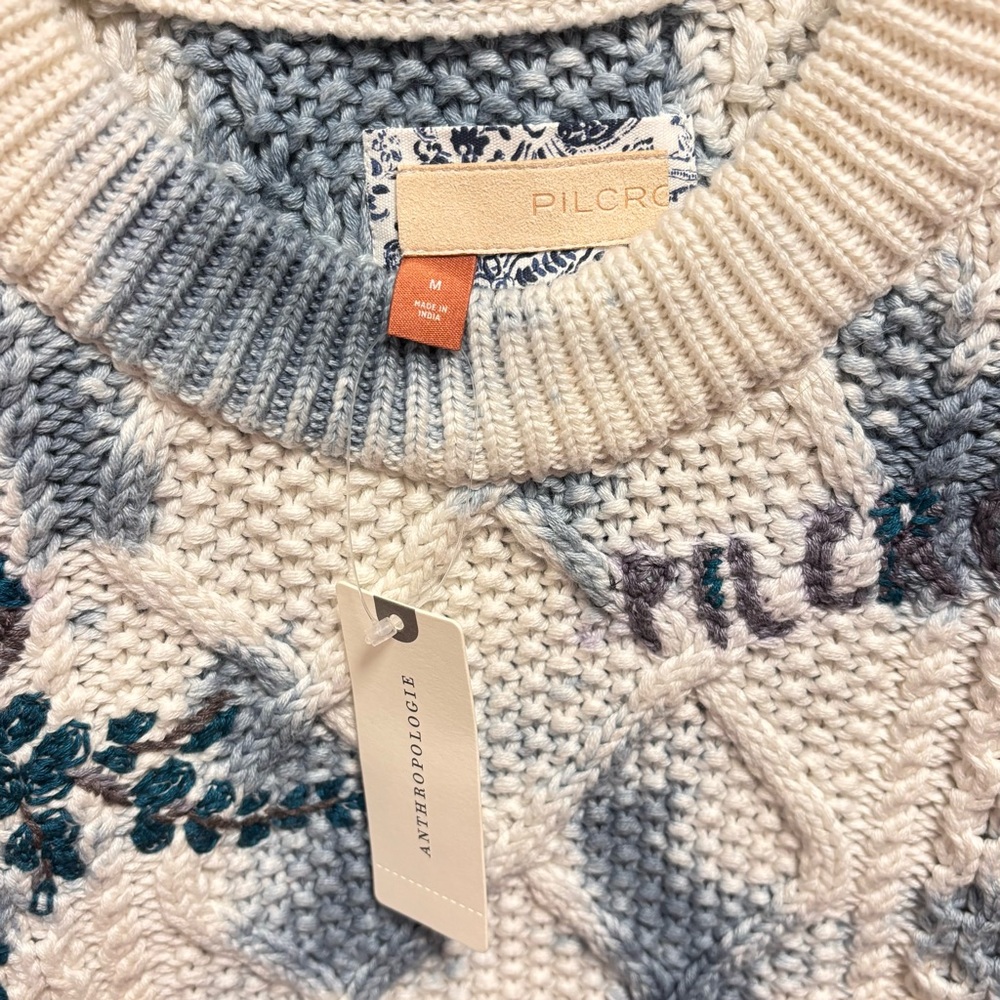NWT Anthropologie Pilcro Blue White Floral Embroidered Cable Knit Sweater M - Picture 8 of 9